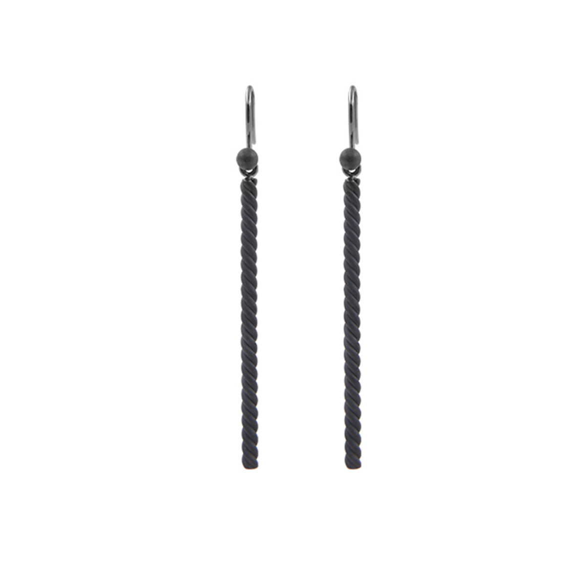 Dangling earrings by Zeezen, crafted from twisted titanium with a sandblasted, oxidized surface and naturally polished details for a distinctive finish.