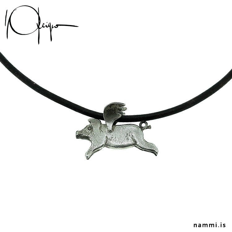 When Pig Fly Silver Necklace - Þegar Svínin fljúga - Fljúgandi svín - Eyrnalokkar. Ófeigur gullsmiðja - ofeigur.is